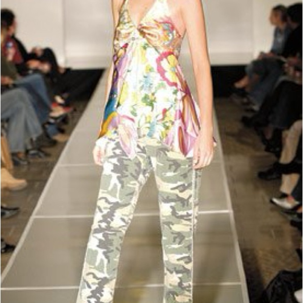 Poleci RUNWAY SAMPLES - Picture 4 of 8